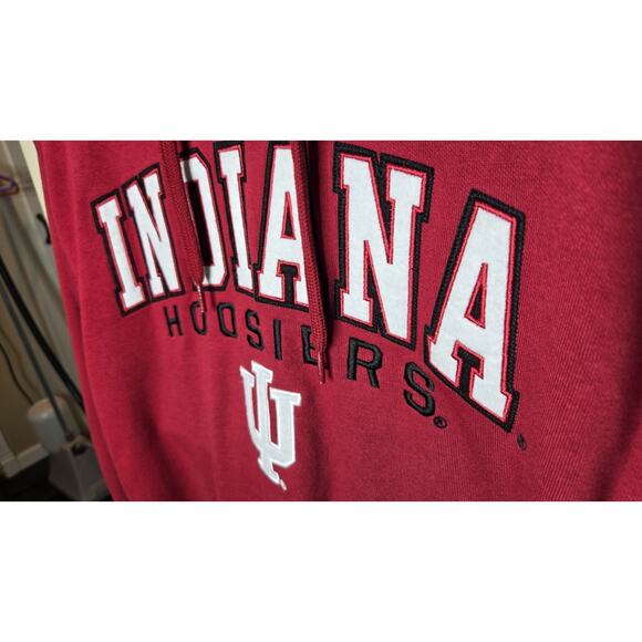 Indiana Hoosiers Red Pullover Hoodie Size XL Fleece Embroidered Colosseum... - Picture 2 of 11